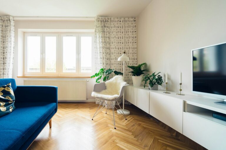 400 Sq Ft Living Room Layouts Renters Swear By